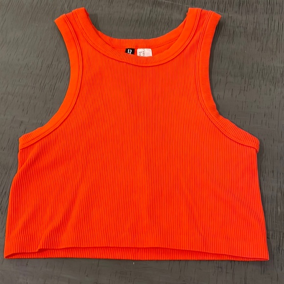 orange tank - Picture 1 of 2